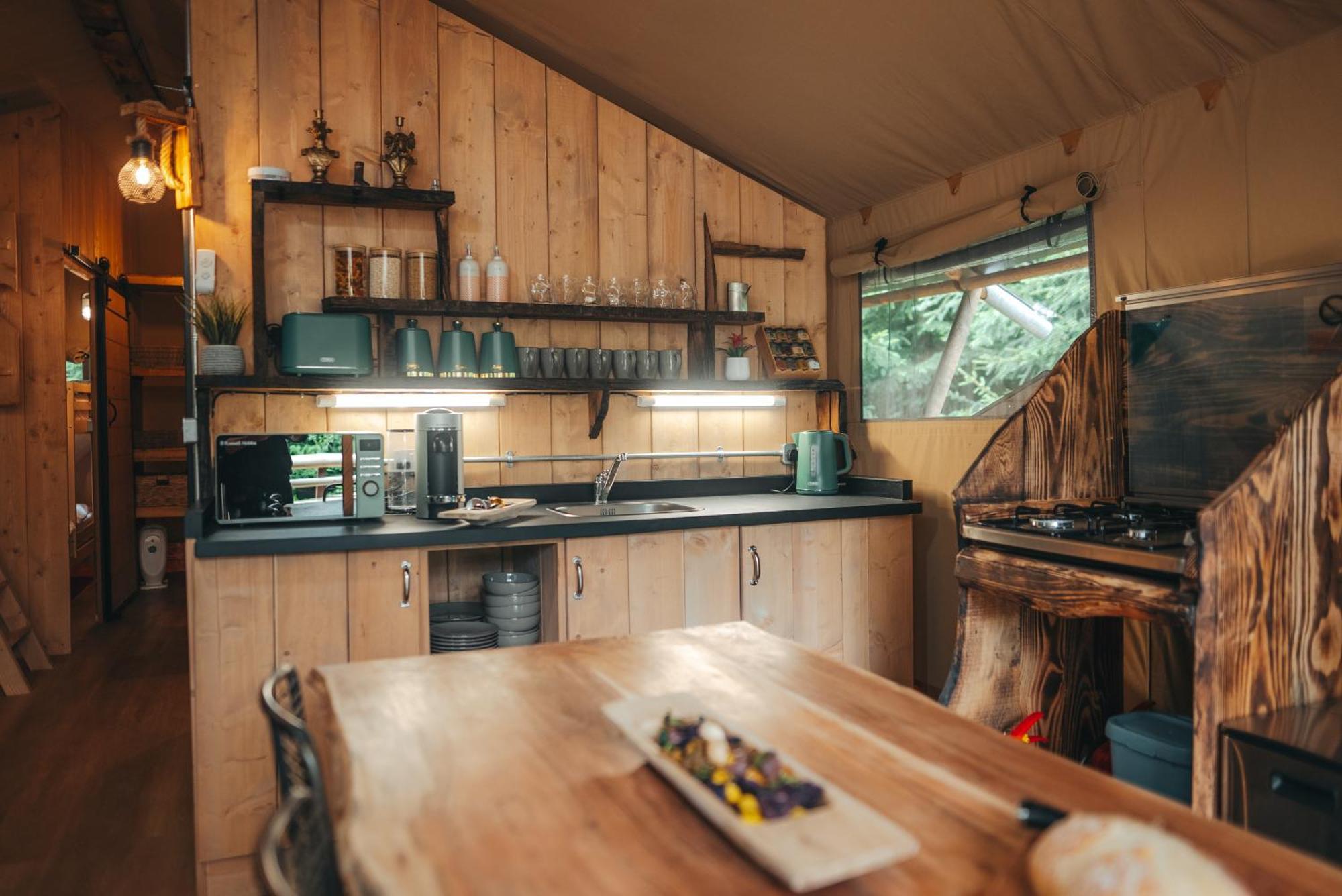 Cosy Forest Lodge Penrhos  Екстериор снимка